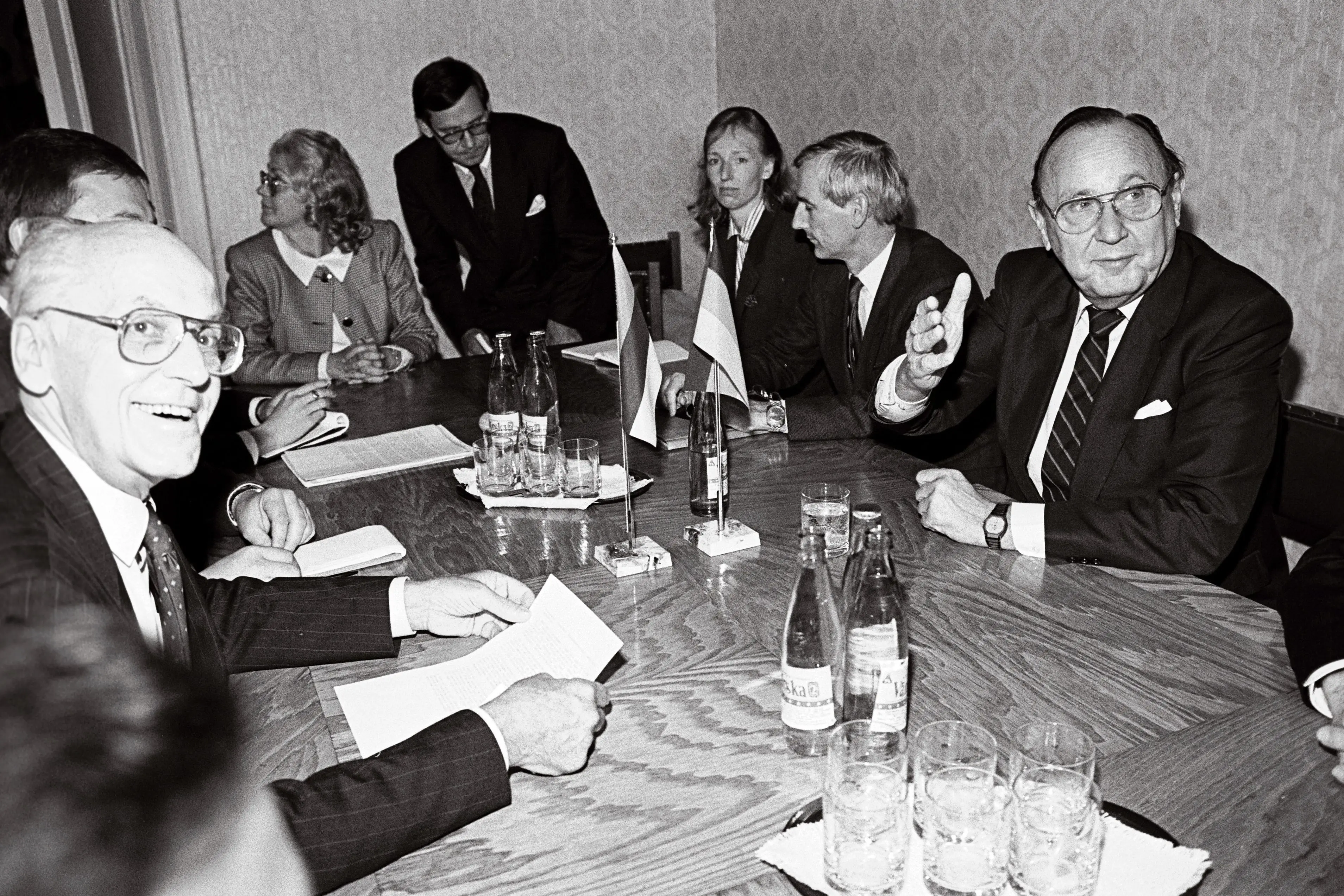 Hans-Dietrich Genscher Lennart Meri juures nõupidamisel Toompeal 1991
