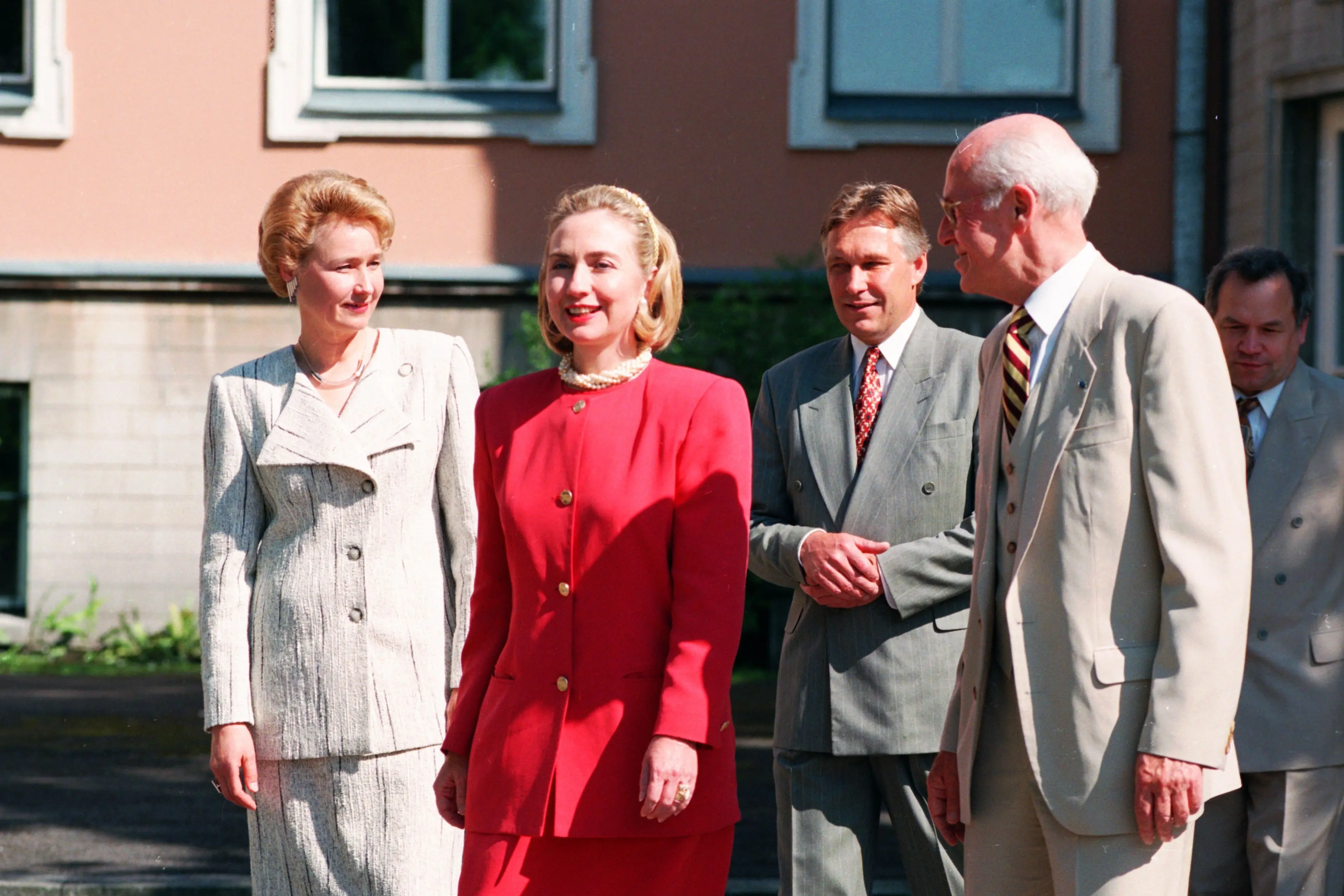 Hillary Clinton Eesti Vabariigi presidendi Lennart Meri vastuvõtul Kadriorus